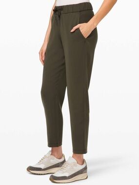Lululemon On the Fly 7/8 Pant *Woven Dark Olive